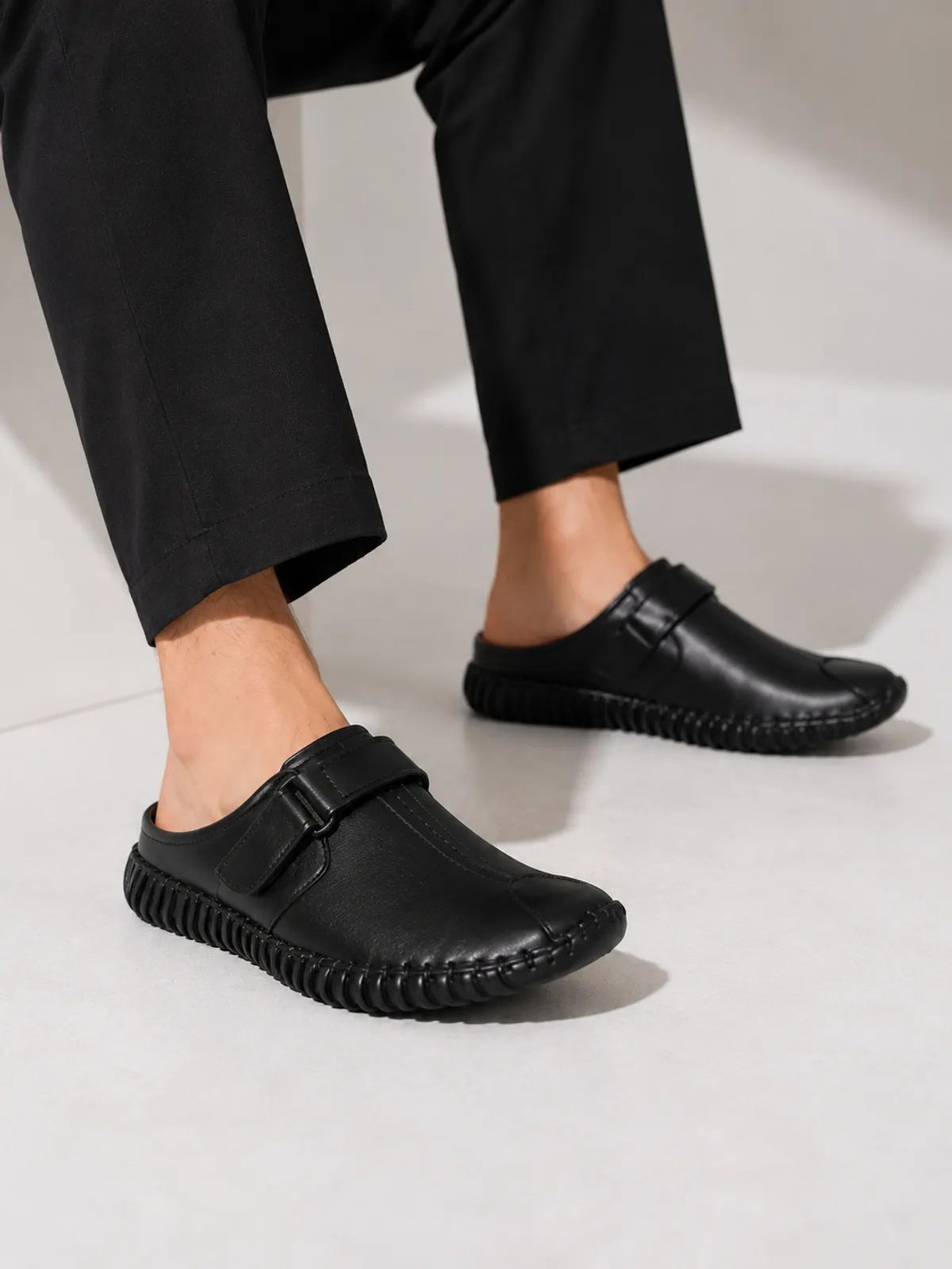 Stylish comfortable and lightweight Casual Shoes