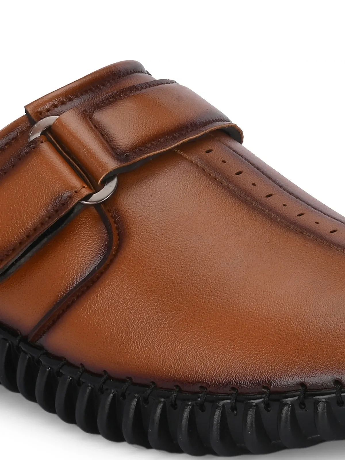 Stylish comfortable and lightweight Casual Shoes.