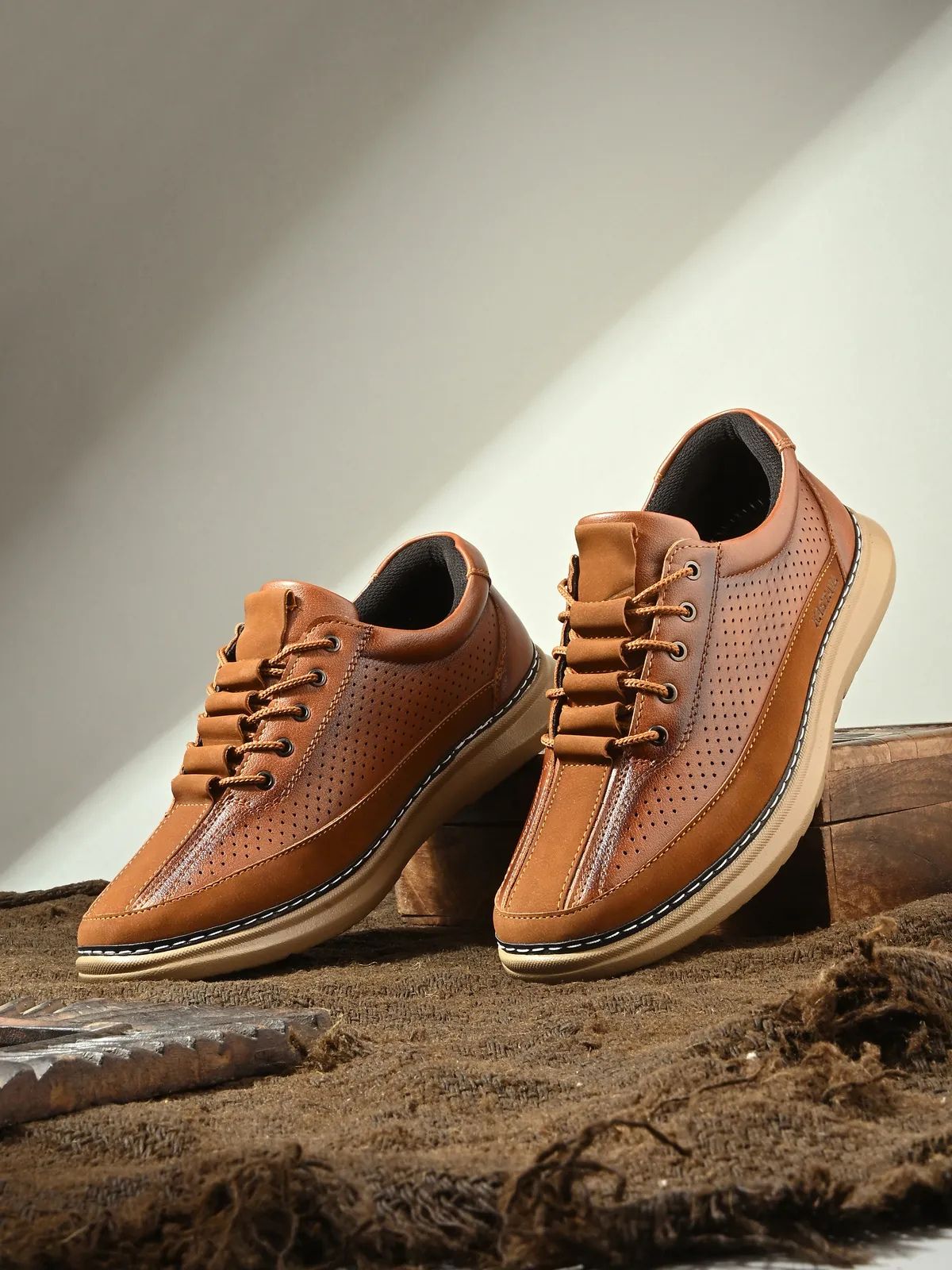 Men's Lightweight Laser Cuts Sneakers