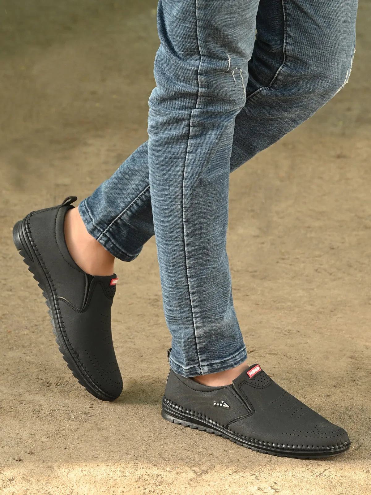 KASTAVA Premium Stylish Everyday Casuals For Men (Black): Size-9