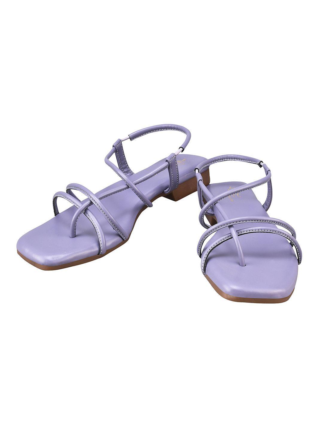 Women's Flat Sandal For Officewear & Daily Use