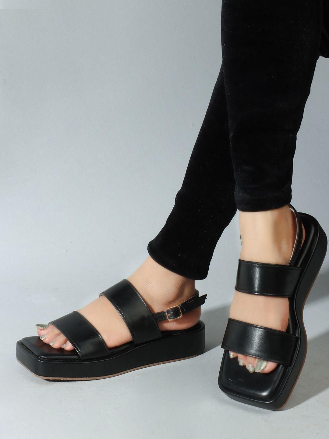 Kiravi Back Closed Buckle Black Sandals